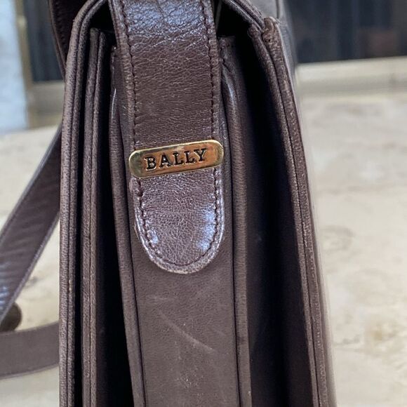 Vintage Bally Leather Crossbody Bag - Picture 8 of 16